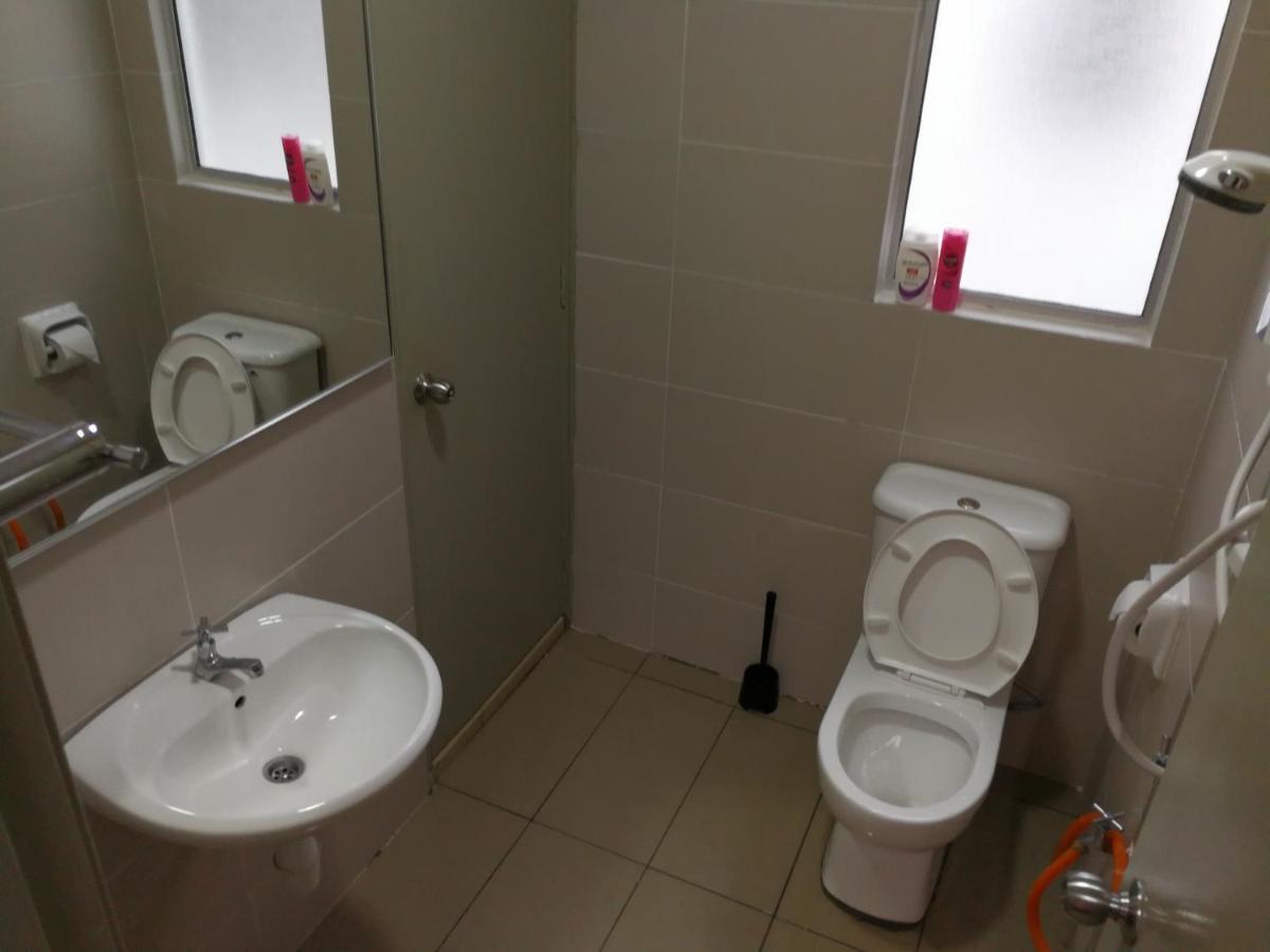 The Woodz Homestay - 3 Bedroom Cameron Highlands Bagian luar foto