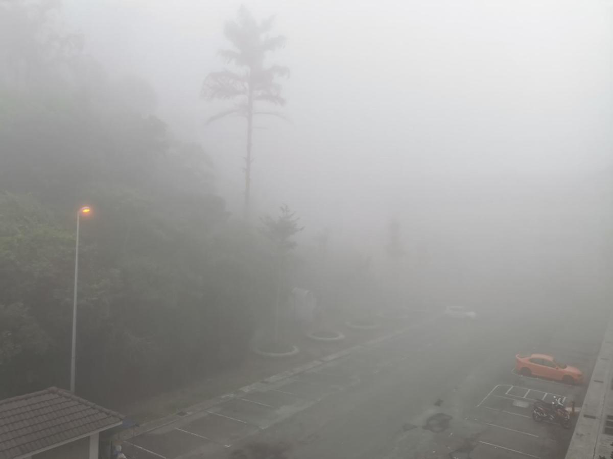The Woodz Homestay - 3 Bedroom Cameron Highlands Bagian luar foto